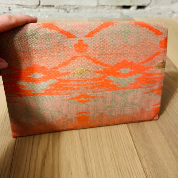 Stella & Dot Aztec clutch in orange and gold - Picture 2 of 3